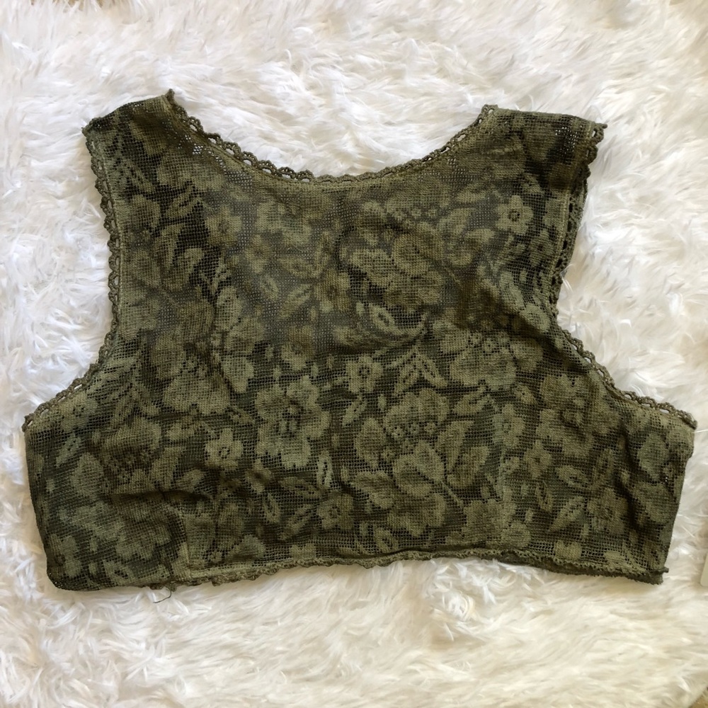 🌱 Green  POL Crop Top 🌱